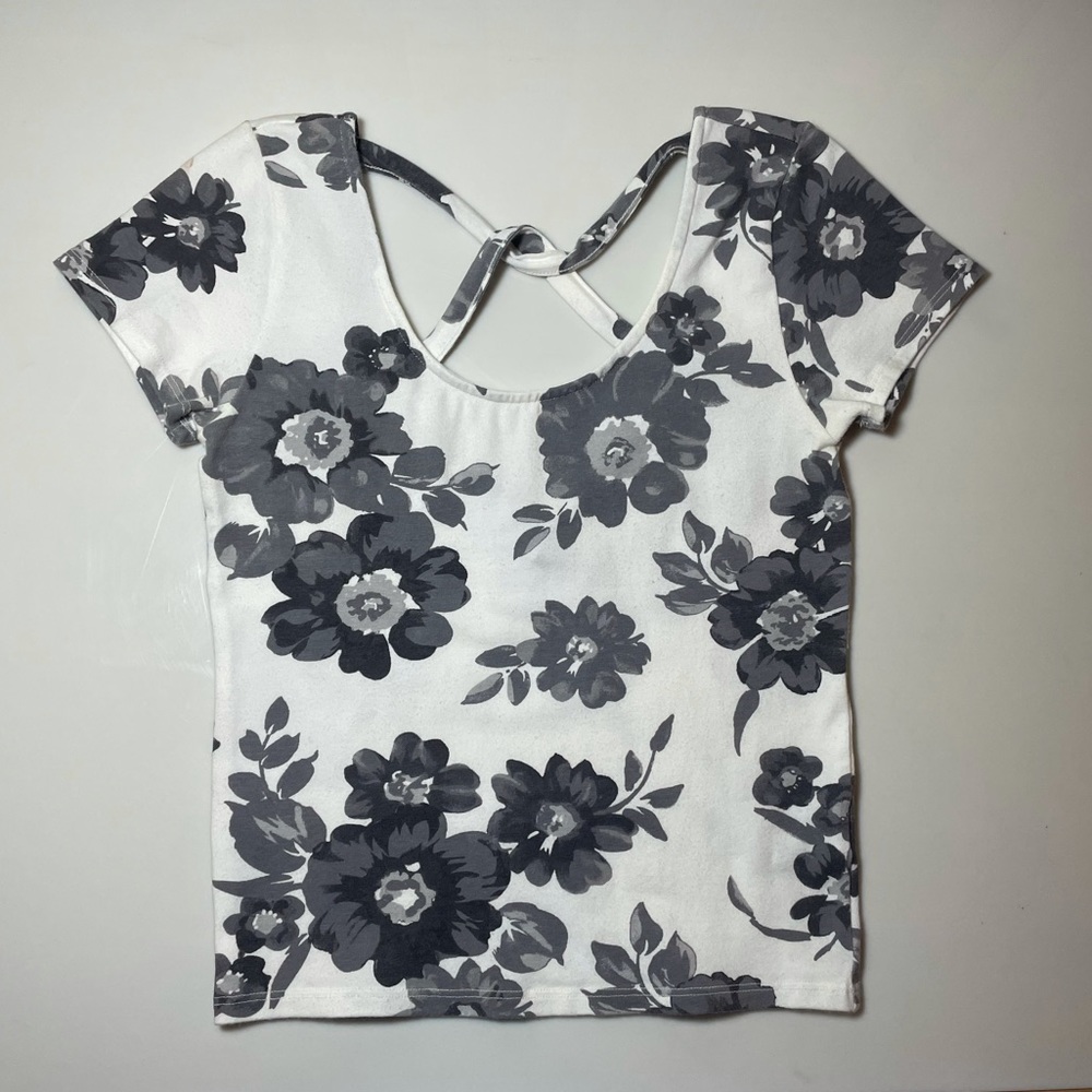 Cropped White Floral Shirt with Cross Back - Prince & Fox